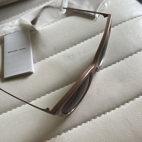 NWT Michael Kors 56mm cat eye sunglasses blush/camel - Picture 7 of 14